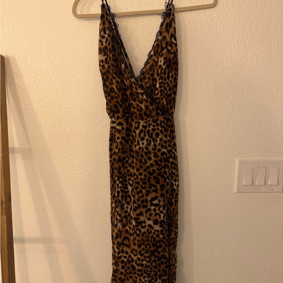 WYLDR Dresses & Skirts - WYLDR Animal Print Maxi Dress